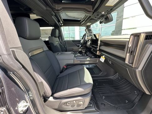 New 2025 GMC Hummer EV 2X image 33