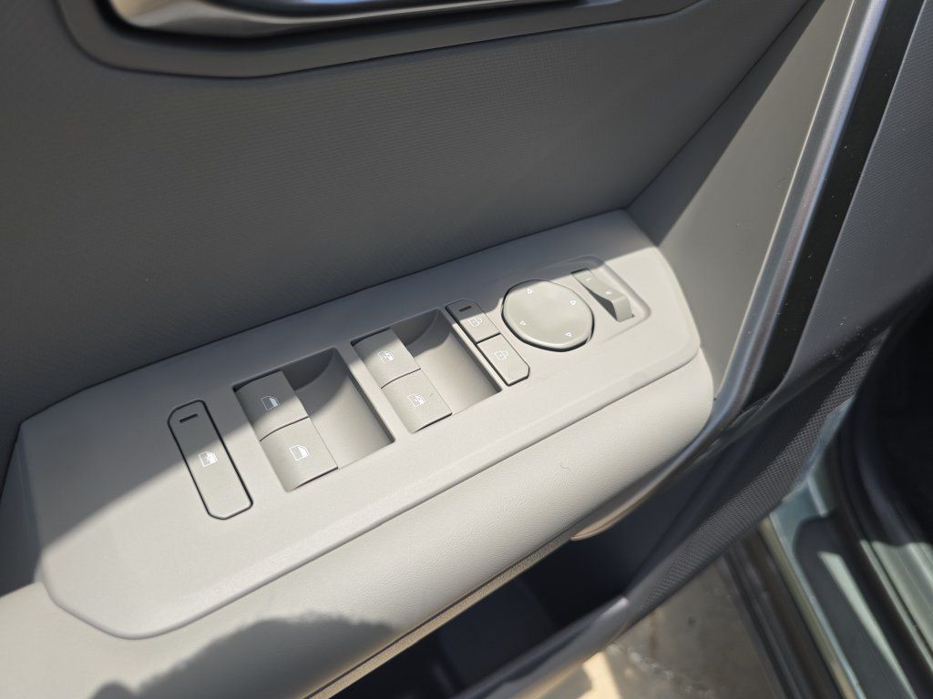 New 2027 Kia Seltos EX w/ EX Panoramic Sunroof Package FWD image 20