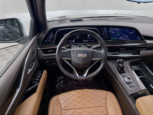 Used 2024 Cadillac Escalade Sport w/ Touring Package AWD/4WD image 24