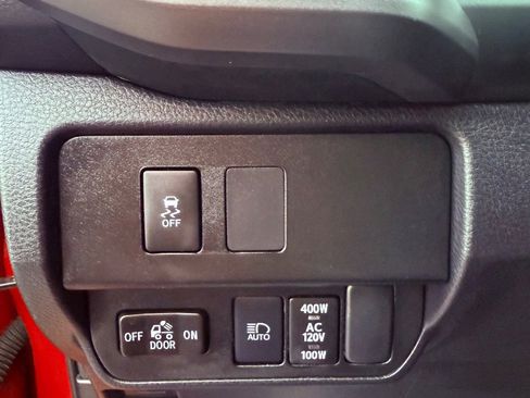 Used 2023 Toyota Tacoma TRD Sport image 13