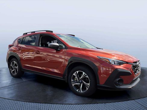 Used 2024 Subaru Crosstrek 2.0i Premium AWD/4WD image 1