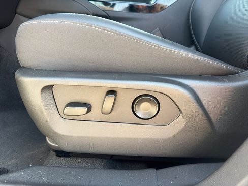 Used 2024 Buick Envision Preferred AWD/4WD image 10