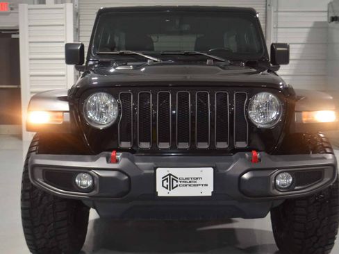 Used 2020 Jeep Wrangler Unlimited Rubicon AWD/4WD image 2