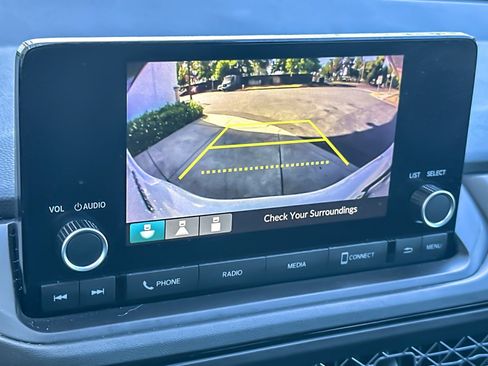 Used 2023 Honda Accord LX image 23