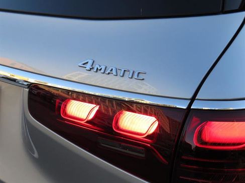 Used 2025 Mercedes-Benz GLS 450 4MATIC image 32