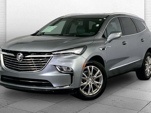 Used 2023 Buick Enclave Essence w/ Experience Buick Package AWD/4WD image 12