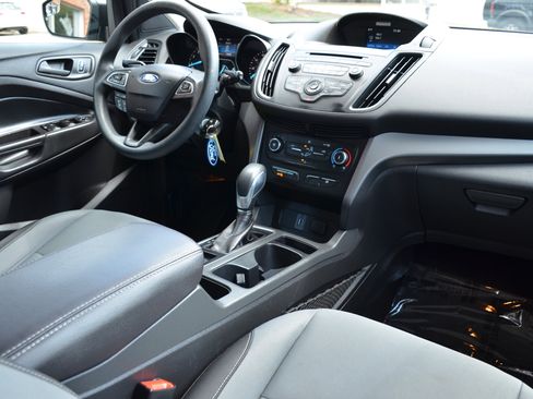 Used 2018 Ford Escape S image 22