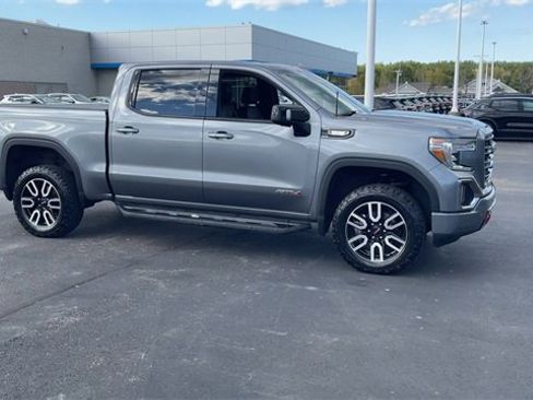 Certified 2020 GMC Sierra 1500 AT4 w/ AT4 Premium Package image 9