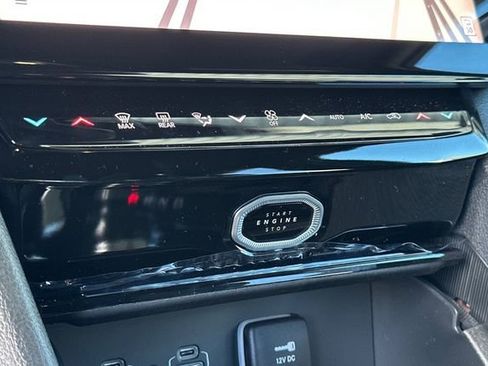 New 2026 Jeep Grand Cherokee Limited w/ Limited Altitude Package AWD/4WD image 20