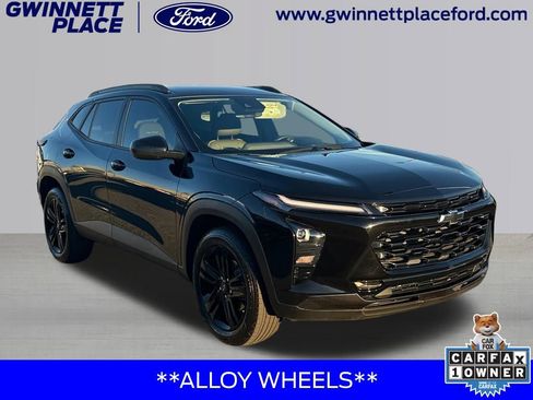 Used 2026 Chevrolet Trax ACTIV image 3