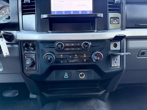Used 2023 Ford F350 XLT w/ FX4 Off-Road Package AWD/4WD image 14