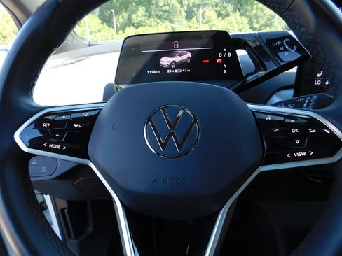 Used 2023 Volkswagen ID.4 Pro RWD image 21