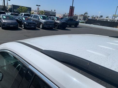 Used 2019 Chevrolet Traverse LT image 9