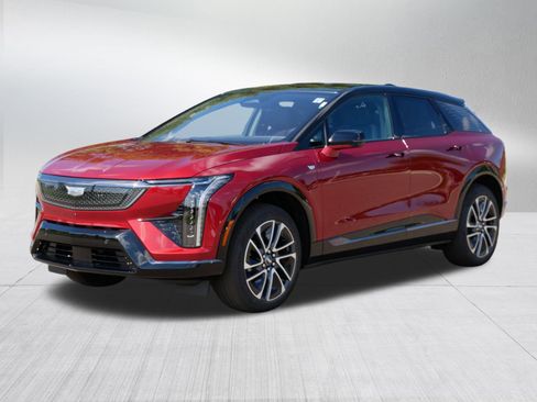 New 2025 Cadillac Optiq Sport 1 w/ LPO, Floor Liner Package image 3