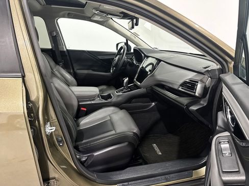 Used 2025 Subaru Outback Onyx Edition image 21