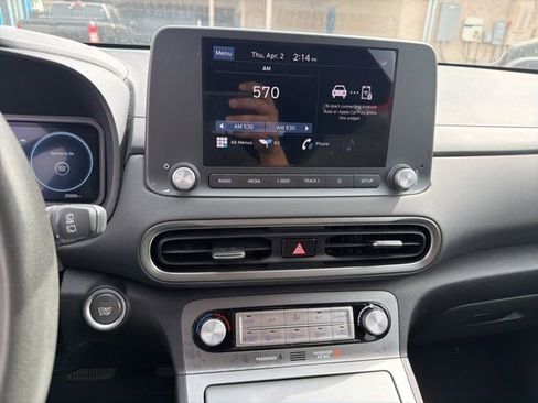 Used 2023 Hyundai Kona SE w/ Cargo Package image 10