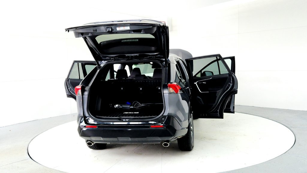 Certified 2023 Toyota RAV4 SE AWD/4WD image 11