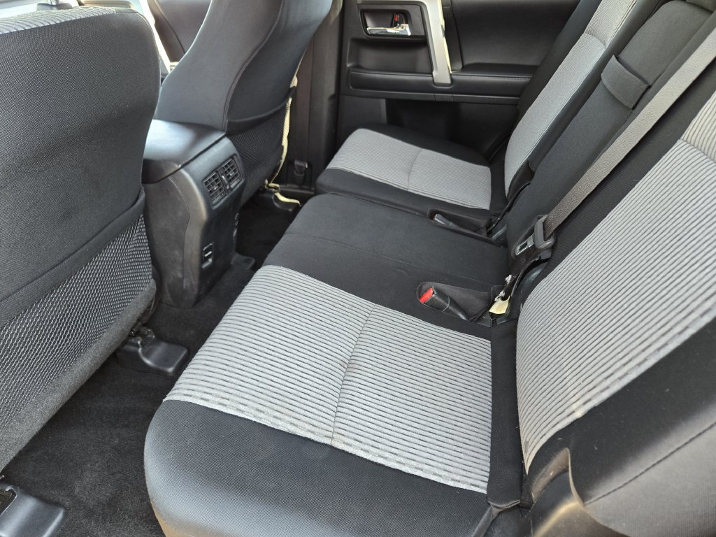 Used 2018 Toyota 4Runner SR5 RWD image 39
