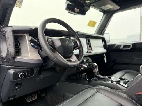 New 2025 Ford Bronco Outer Banks image 12