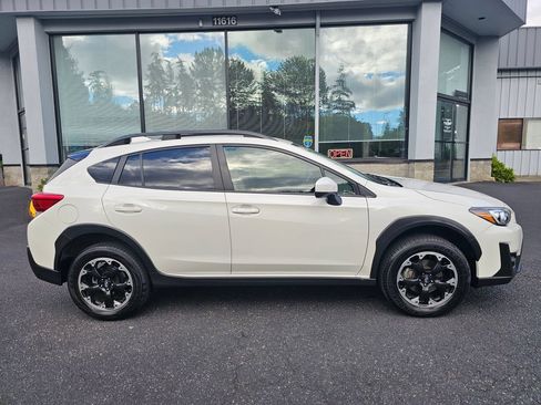 Used 2021 Subaru Crosstrek 2.0i Premium AWD/4WD image 8