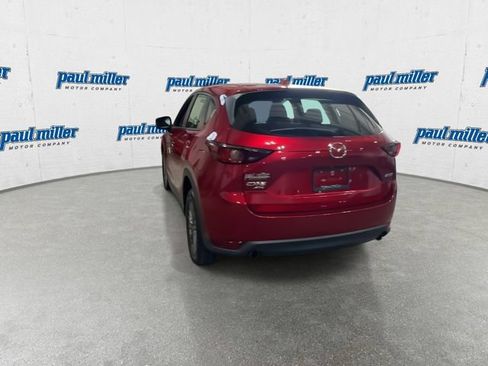 Used 2017 MAZDA CX-5 Sport AWD/4WD image 9