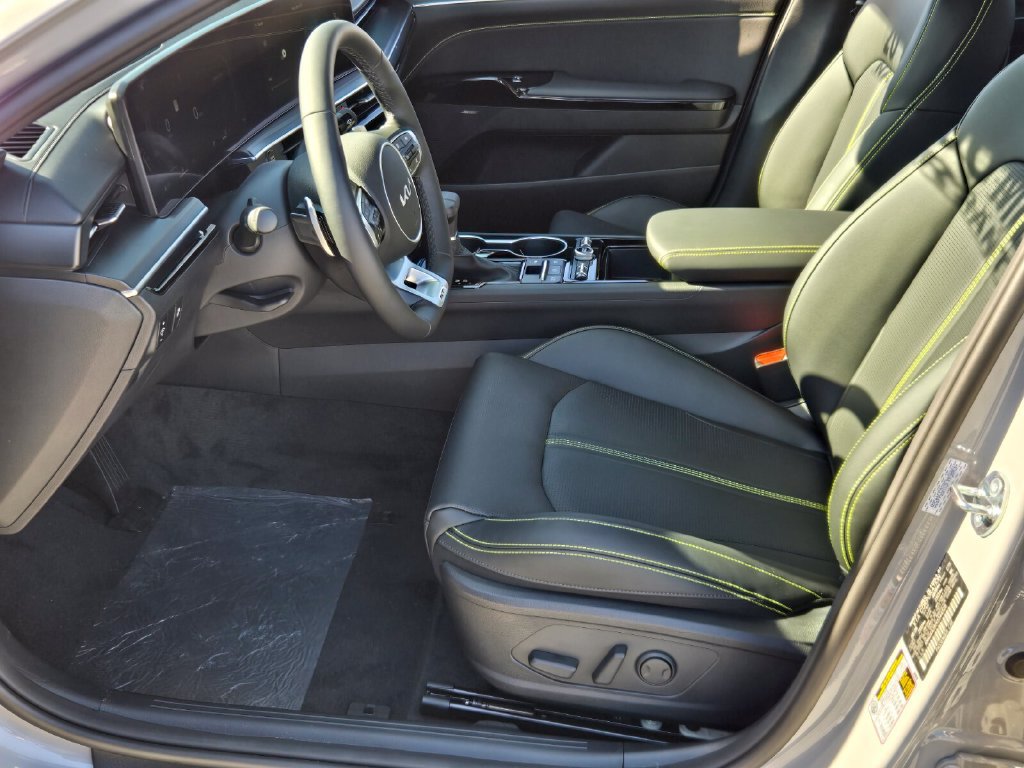New 2027 Kia K5 GT w/ GT1 Package FWD image 7
