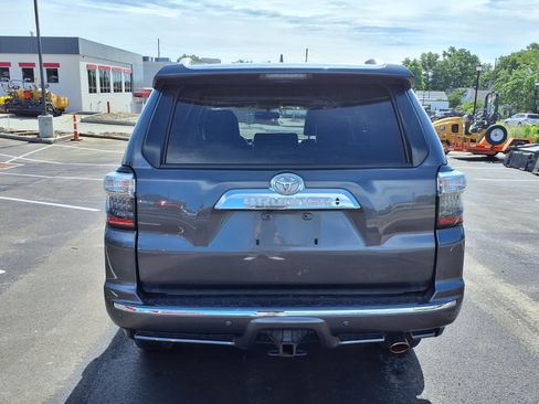 Used 2016 Toyota 4Runner Limited w/ Convenience Package AWD/4WD image 26