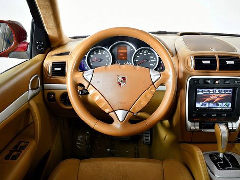 Used 2008 Porsche Cayenne GTS image 25