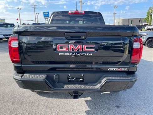 Used 2024 GMC Canyon AT4X image 6
