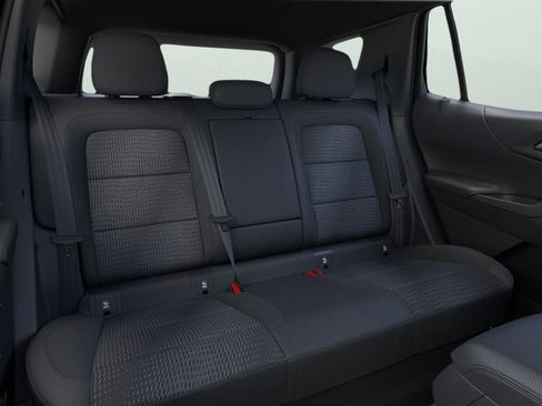 New 2026 Chevrolet Equinox LT w/ Safety and Technology Package FWD image 17