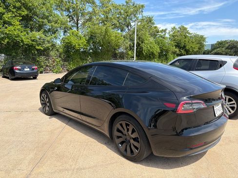 Used 2022 Tesla Model 3 RWD image 3
