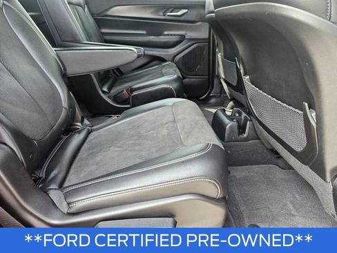 Used 2025 Jeep Grand Cherokee L Altitude RWD image 15