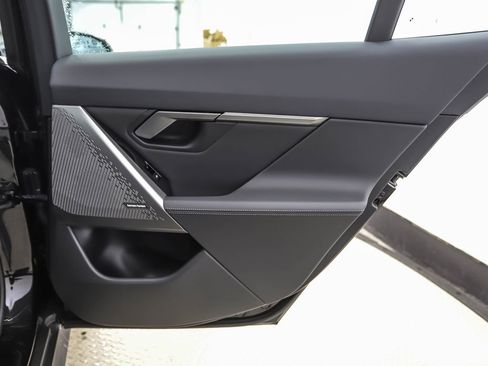 New 2026 BMW 530i xDrive 530i xDrive w/ Premium Package image 25