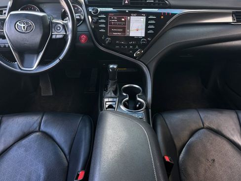 Used 2020 Toyota Camry XSE w/ Navigation Package FWD image 15