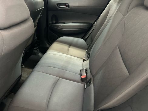 Used 2024 Toyota Corolla Cross LE AWD/4WD image 5