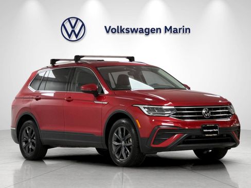 Used 2023 Volkswagen Tiguan SE FWD image 7