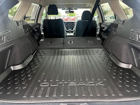 Certified 2025 Subaru Outback Premium AWD/4WD image 12