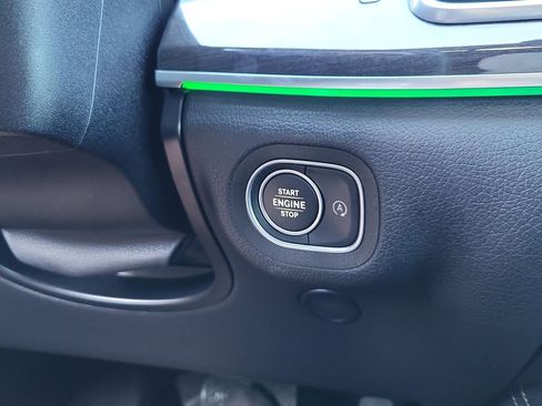 Used 2020 Mercedes-Benz GLS 450 4MATIC image 23