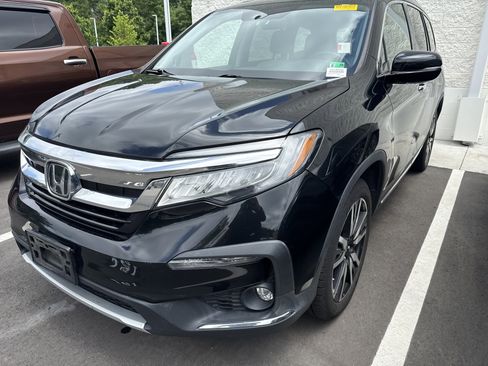 Used 2019 Honda Pilot Touring image 6