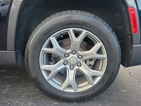 Used 2022 Jeep Wagoneer Series II image 4