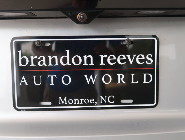Used 2025 Land Rover Range Rover SE AWD/4WD image 48