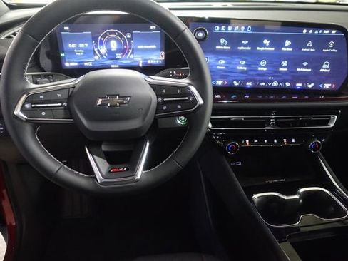 New 2026 Chevrolet Traverse Z71 w/ Driver Confidence Package AWD/4WD image 12