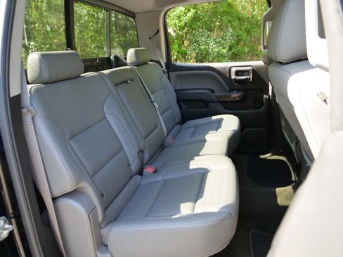 Used 2015 GMC Sierra 1500 SLT w/ SLT Crew Cab Value Package image 29