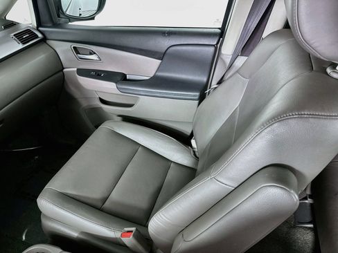 Used 2014 Honda Odyssey EX-L image 24