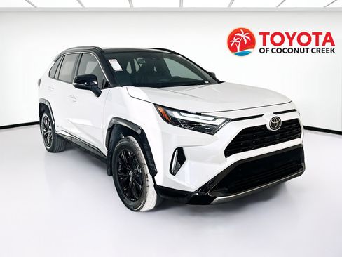 Used 2025 Toyota RAV4 XSE w/ Weather Package AWD/4WD image 1