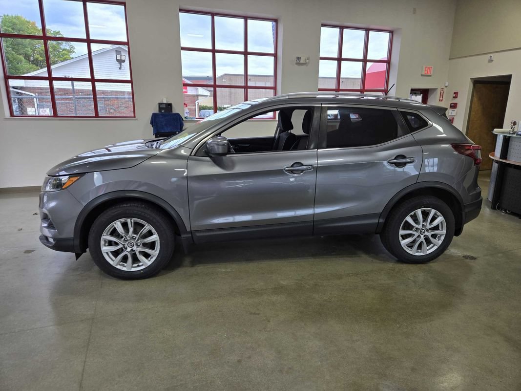 Used 2021 Nissan Rogue Sport SV AWD/4WD image 4