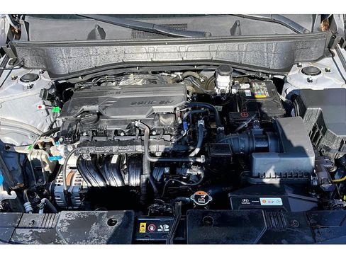 Used 2025 Hyundai Kona SEL image 11