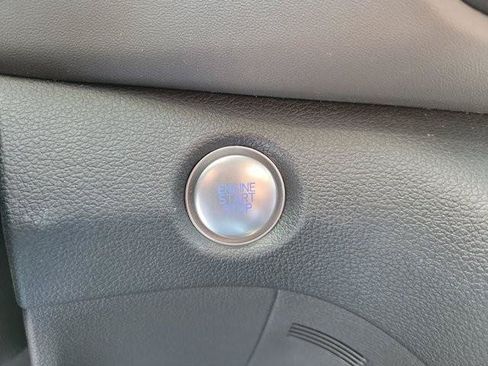 Used 2023 Hyundai Santa Fe SEL FWD image 29
