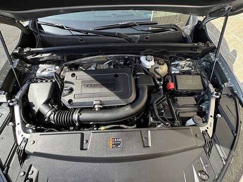 Used 2023 Buick Envision Avenir image 27