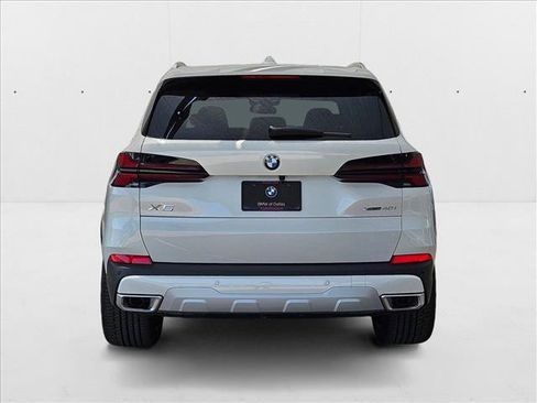 Used 2026 BMW X5 xDrive40i w/ Executive Package AWD/4WD image 6